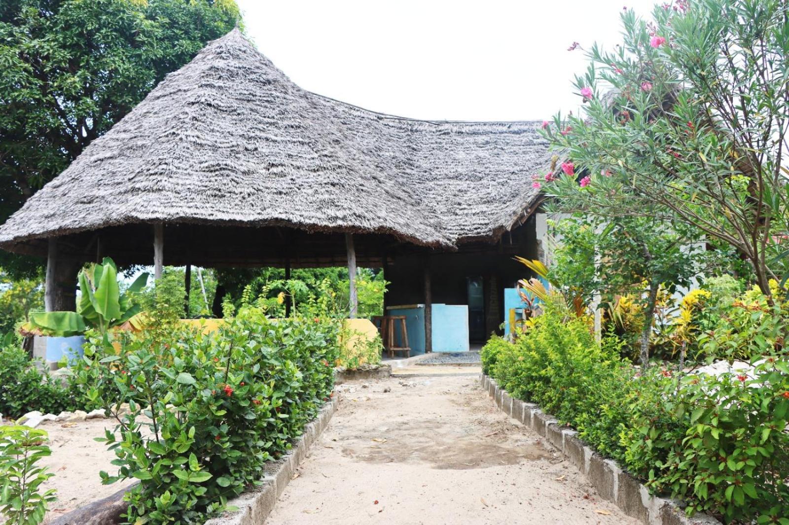 Bed and Breakfast Rasta House Kilindoni Exterior foto
